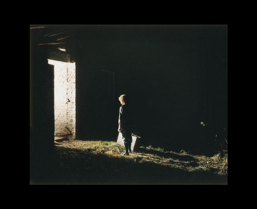 VATERBILDER | FATHERPICTURES - STAGED FAMILY PICTURES WITH SILICONE PUPPETS - Part I &copy; Burkhard Philipp von Harder