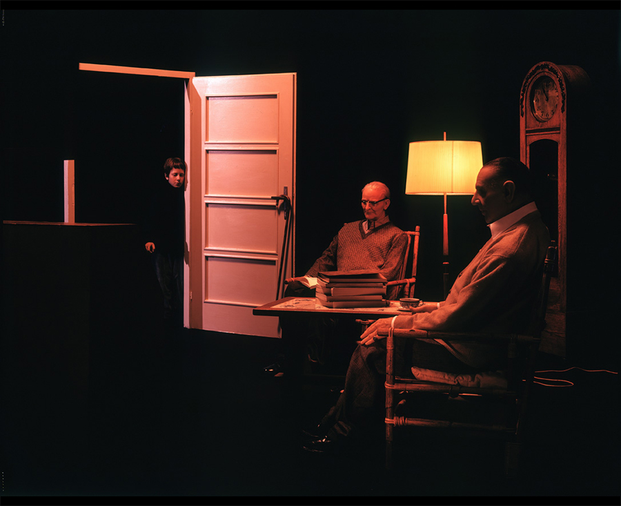 VATERBILDER | FATHERPICTURES - Part II - Der Vertrag / The contract- 2004 ©  Burkhard Philipp von Harder