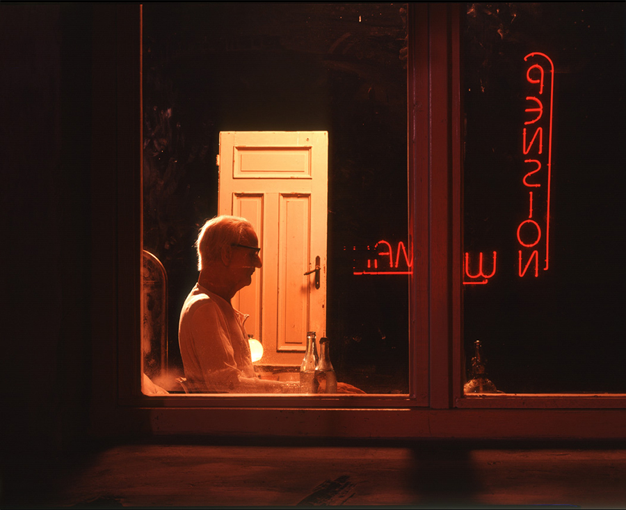 VATERBILDER | FATHERPICTURES - Part II - Der Vertrag / The contract- 2004 ©  Burkhard Philipp von Harder